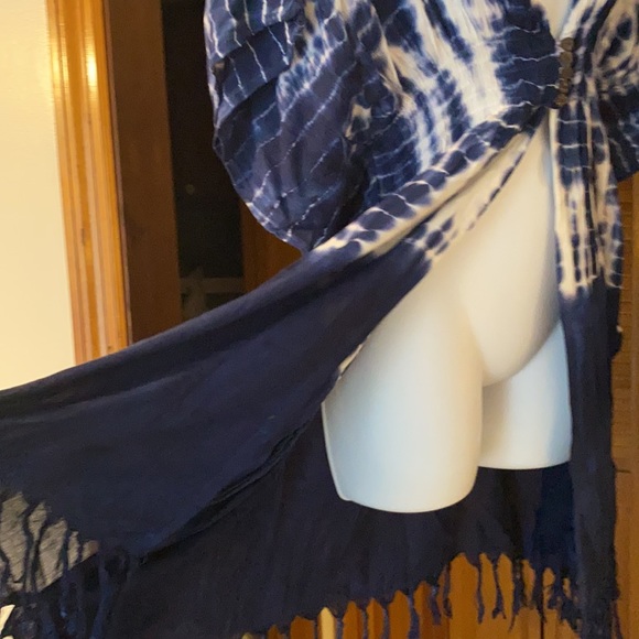 Top - Picture 5 of 7